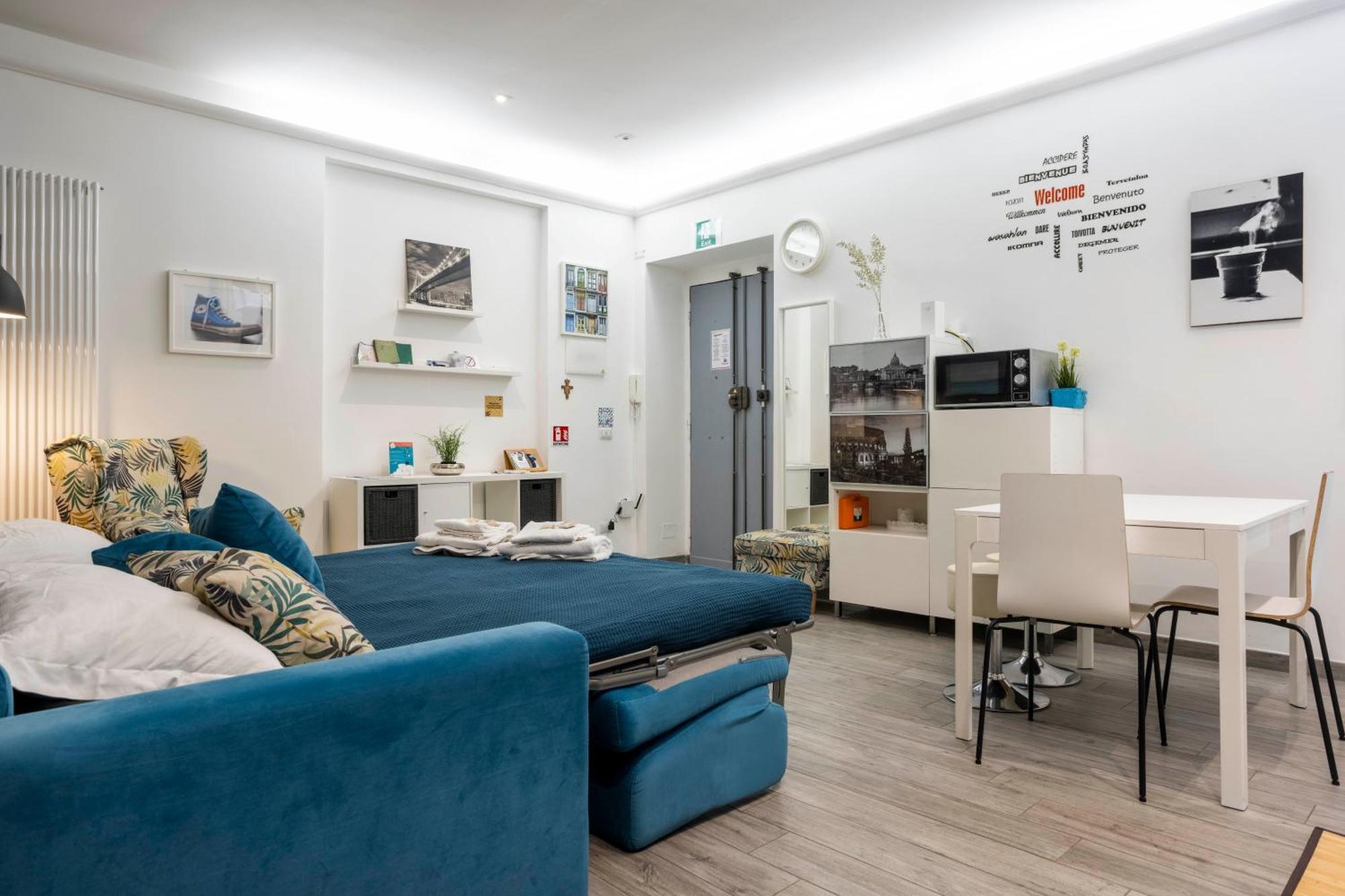 Merulana Deluxe Apartment ローマ エクステリア 写真